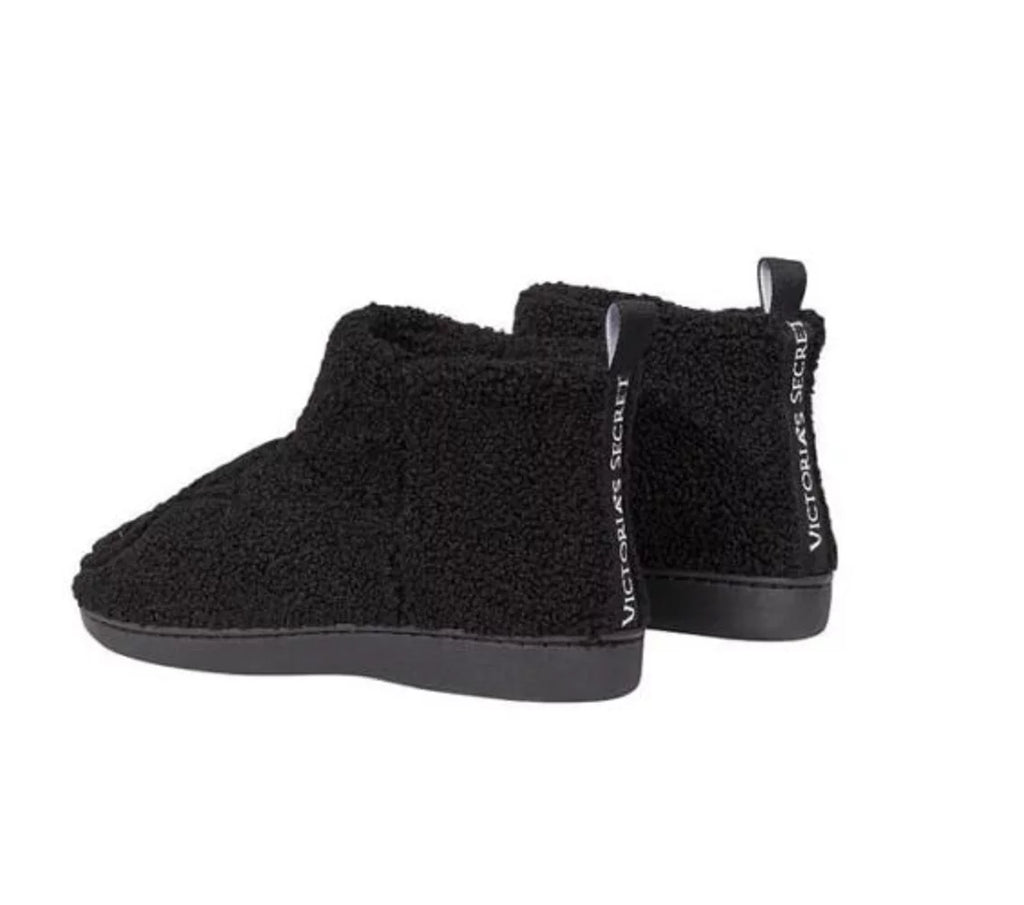 Victoria's Secret Soft Plush Fleece Booties Slippers Boots Slides Logo Black Size Large (9/10) NWT