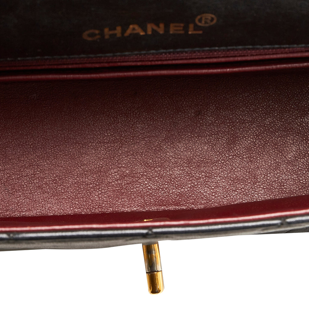Pre-Owned Authenticated Chanel Small Lambskin Diana Flap Leather Black Crossbody Bag Unisex (Good)