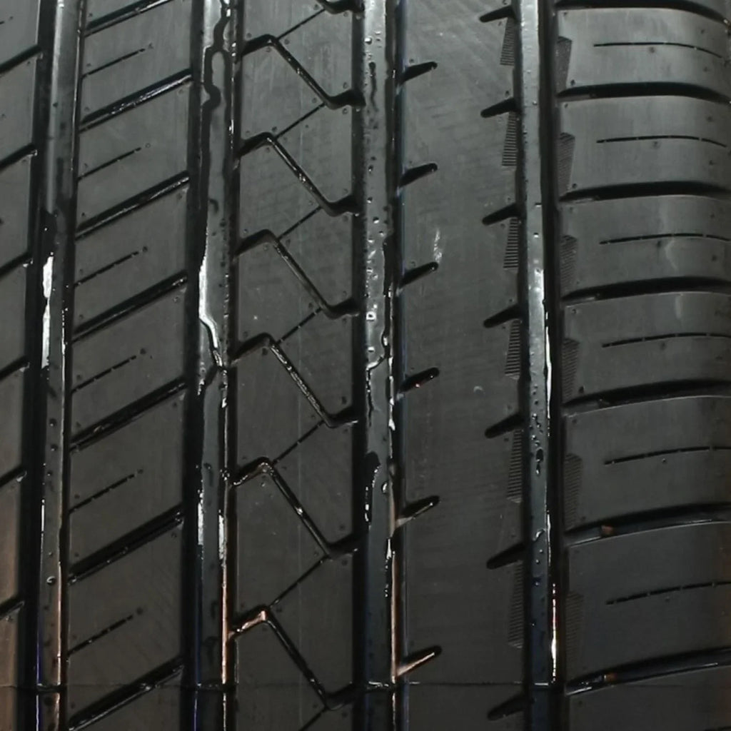Lionhart LH-Five All Season 255/35ZR20 97W XL Passenger Tire Fits: 2017-18 Audi Q3 Technik, 2016-17 Buick Regal Sport Touring