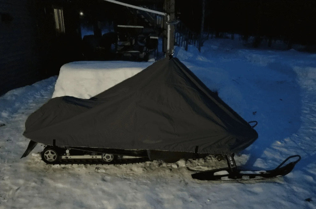 200 Denier Storage Snowmobile Wrap Fitting for the 2014-2015 Ski Doo Bombardier Model GSX SE E-TEC 800R Snowmachine Sled. All Black.