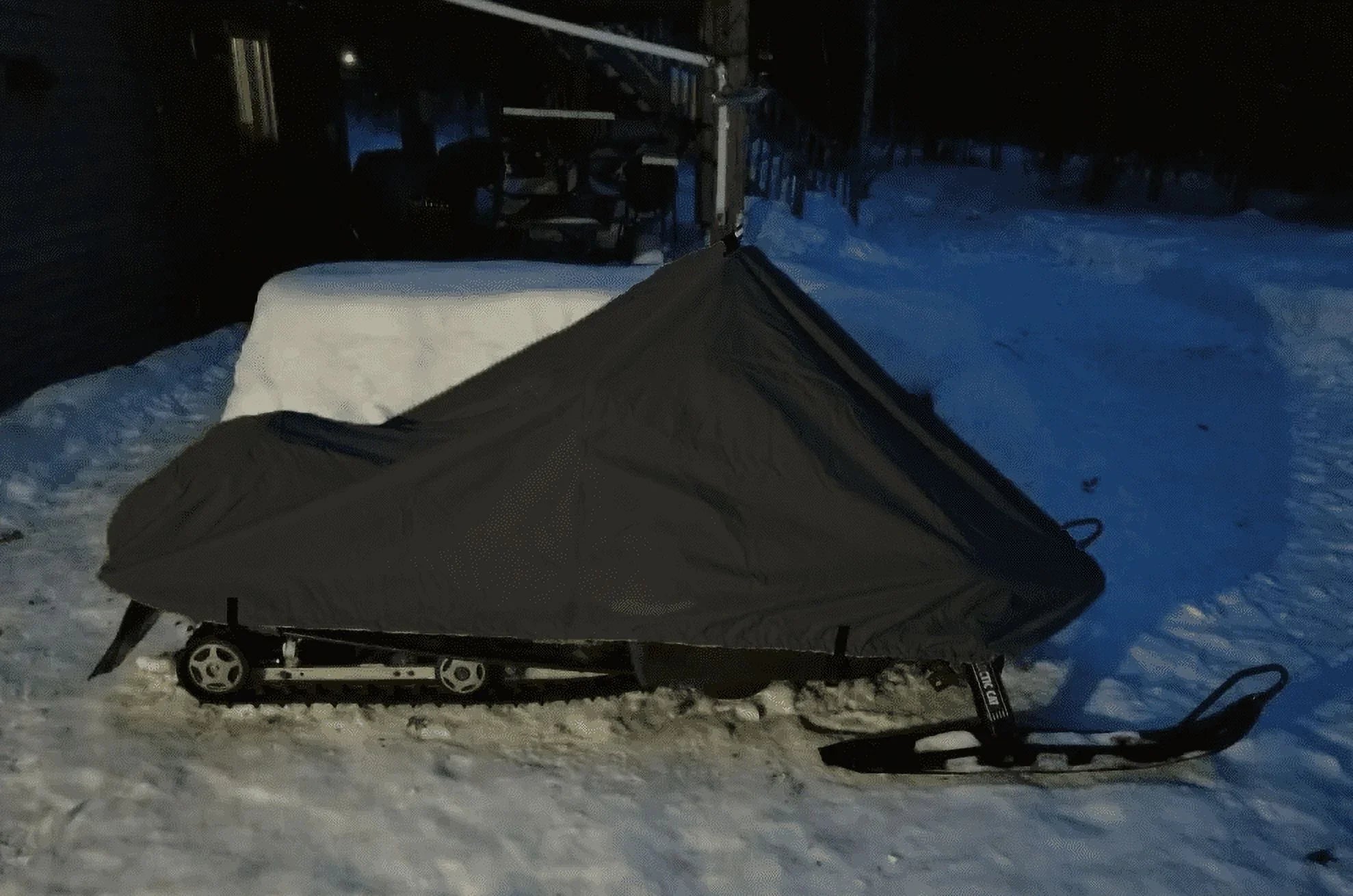 200 Denier Storage Snowmobile Wrap Fitting for the 2014-2015 Ski Doo Bombardier Model GSX SE E-TEC 800R Snowmachine Sled. All Black.