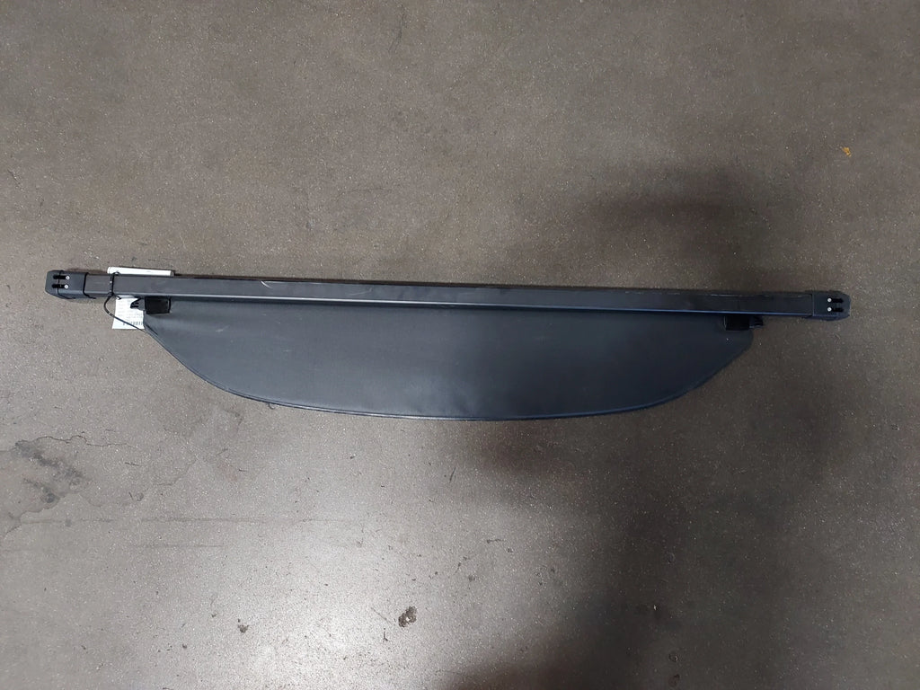 Pre-Owned 2014 Toyota Rav4 Trunk Cargo Shield Shade OEM LKQ (Good)