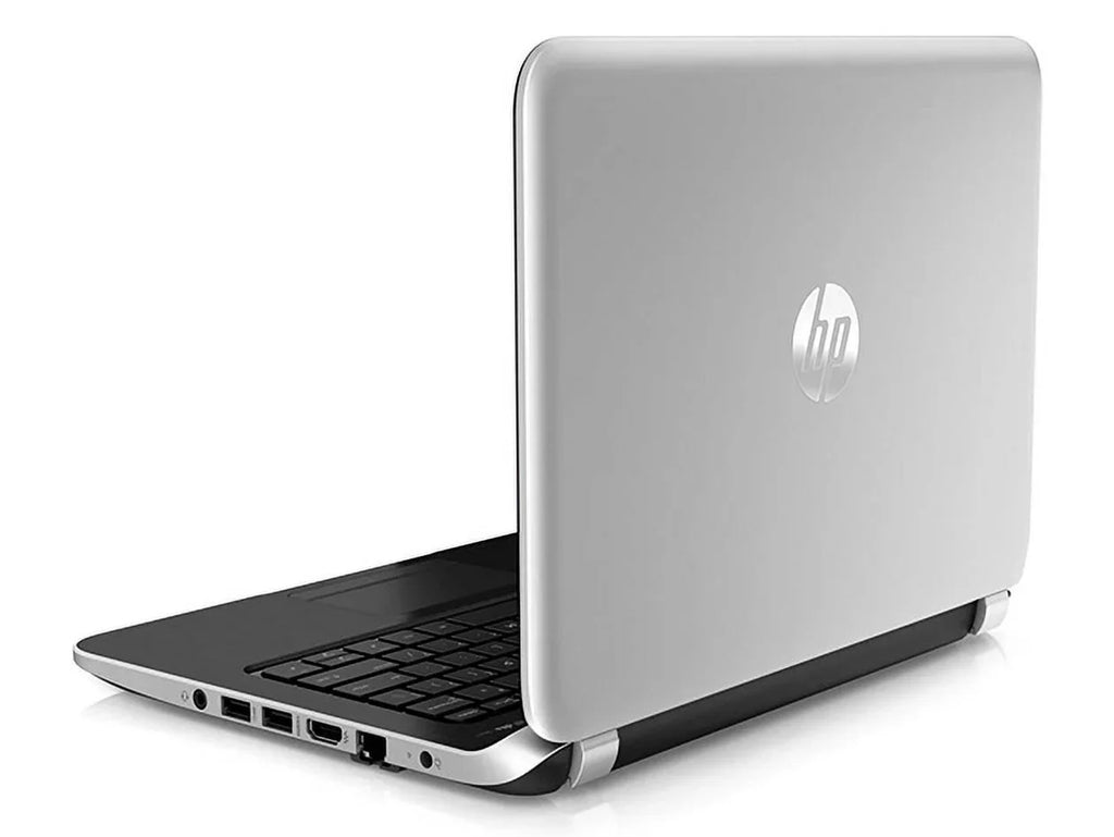 Pre-Owned HP 215 G1 NOTEBOOK 11.6" HD 1366x768 AMD A6-1450 8GB 128GB SSD - SILVER (Fair)