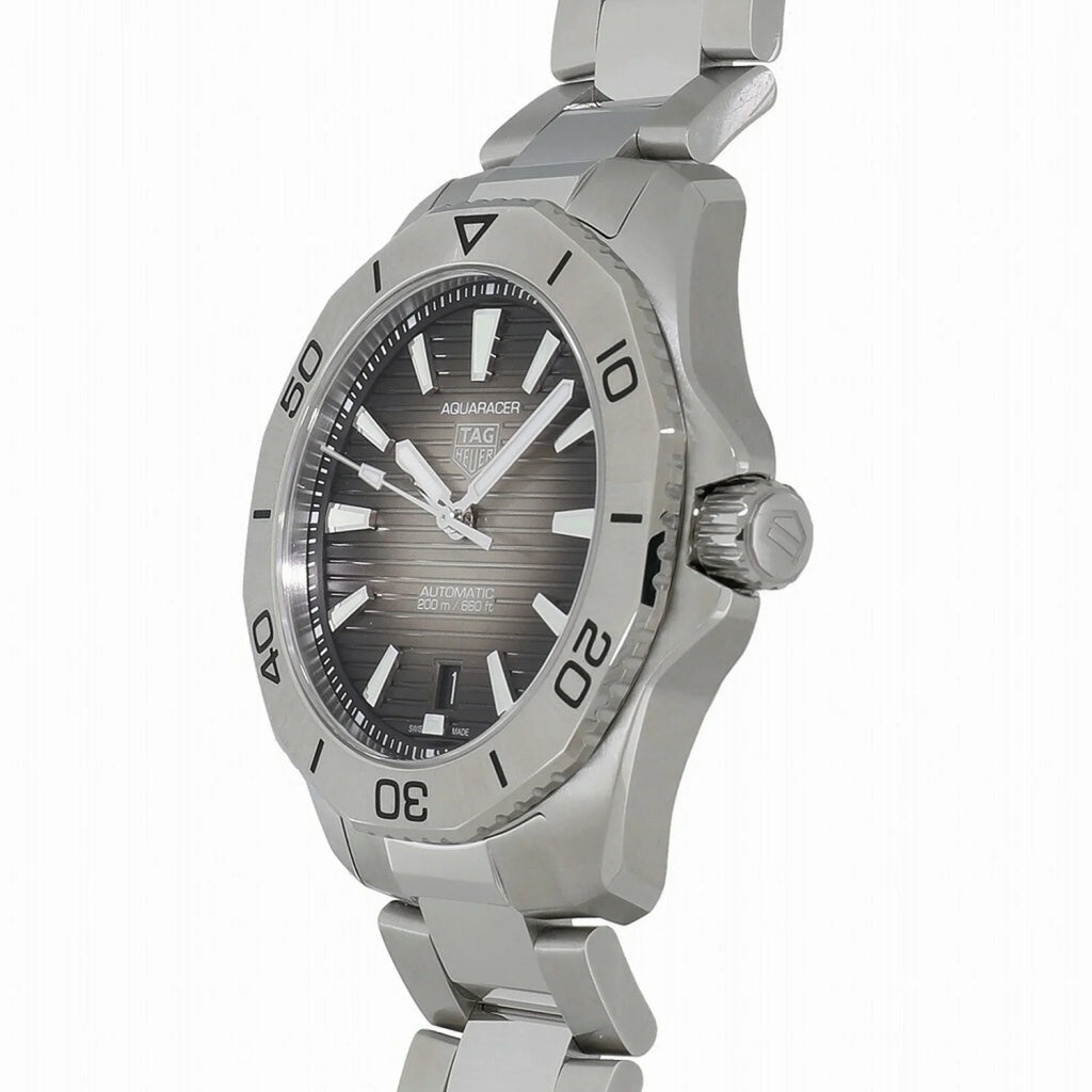 Pre-Owned Tag Heuer Aquaracer Professional 200 Caliber 5 Black WBP2110.BA0627 Men's Watch (New)