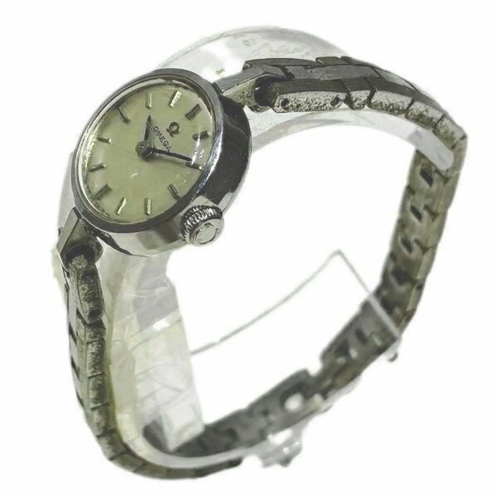 Pre-Owned Omega manual winding watch silver dial ladies (Fair)