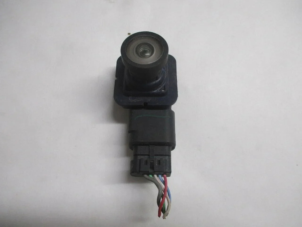 Pre-Owned 15 16 17 18 Ford Edge Back Up Rear View Camera OEM LKQ (Good)