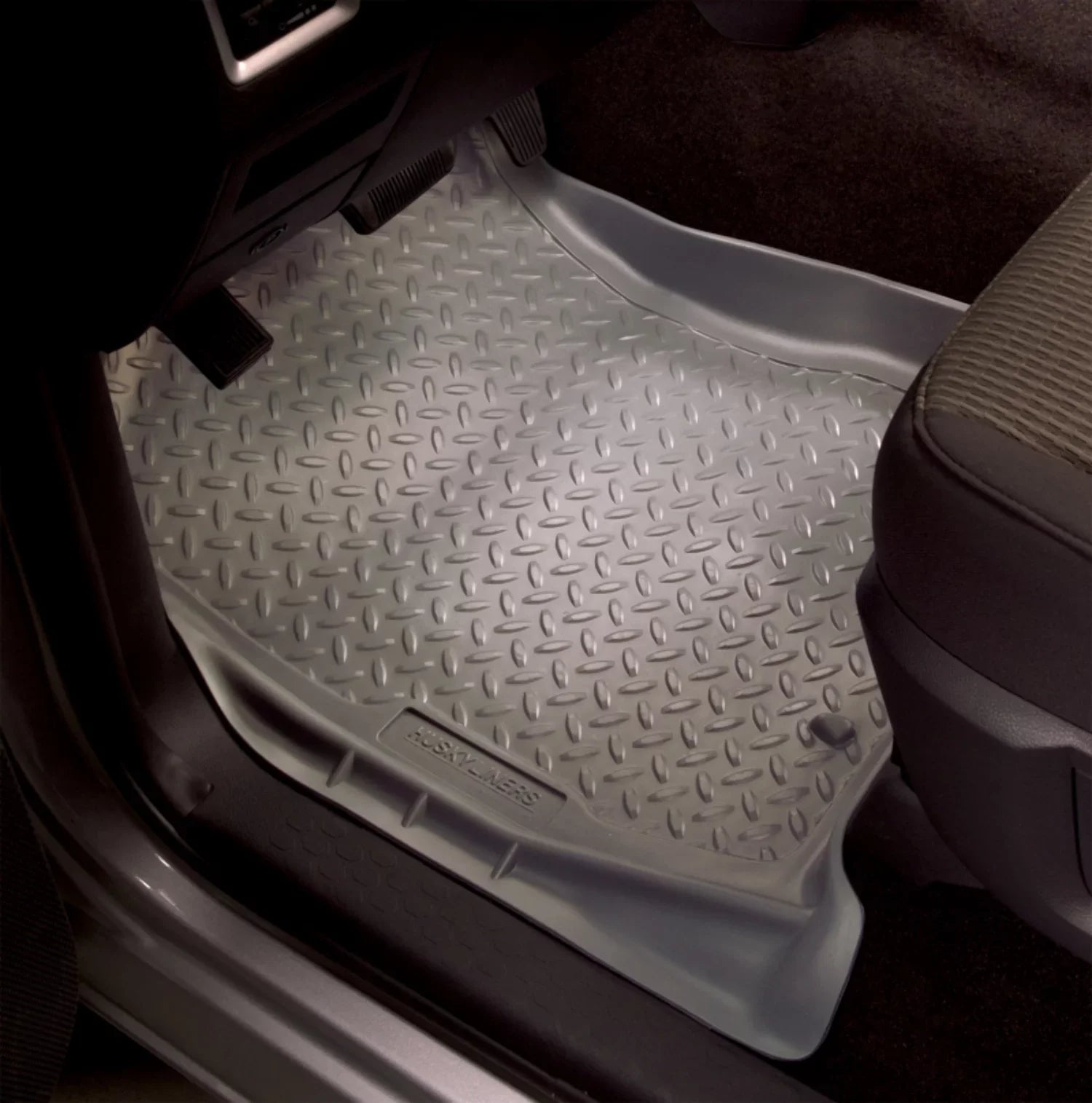 Husky by RealTruck Classic Style Series Cargo Liner Black Matching with 11-17 Jeep Wrangler 4 Door, 18 Jeep Wrangler JK 4 Door Suitable with select: 2011,2015-2018 Jeep Wrangler Unlimited