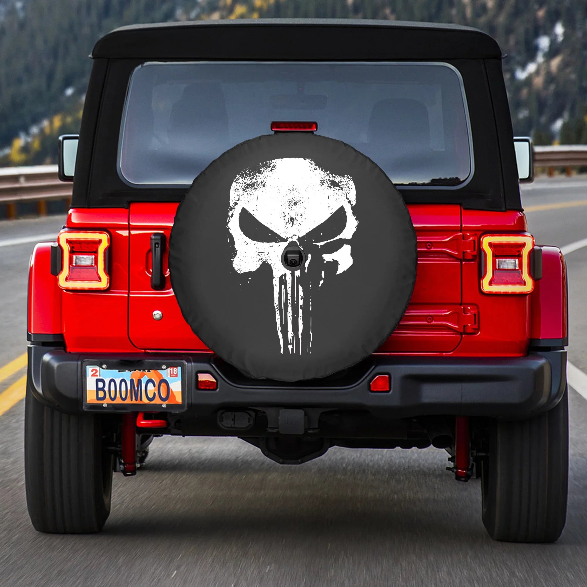 Boomerang - 33" Soft JL Tire Coating for Jeep JL Wrangler (w/ back-up camera) (2018-2020) - Rubicon - Distressed Punisher Skull